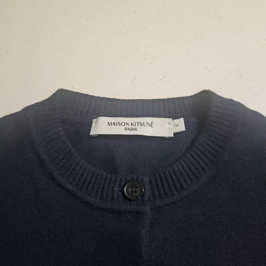 [BUNJANG] Maison Kitsuné Fox Head Navy Cardigan S / S 메종키츠네 폭스헤드 네이비 가디건