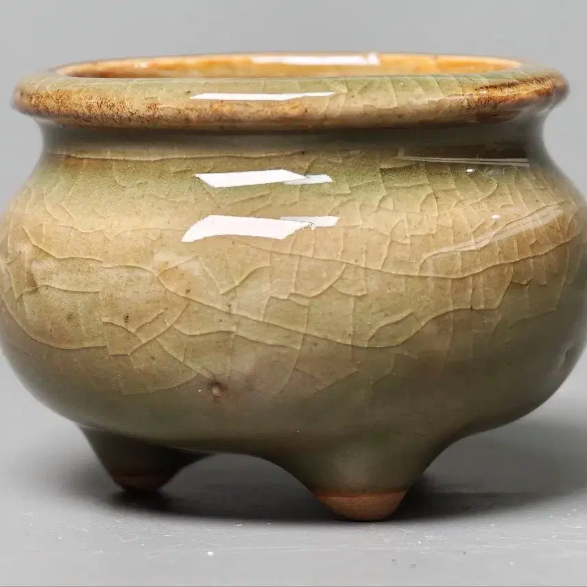 [BUNJANG] Authentic Chinese Celadon Porcelain Tripod Censer, Republic of China, Longquan Ware, Antique Collectible / [진품] 청말 민국 용천요 청자 삼족향로 중국도자기 골동품 수집품