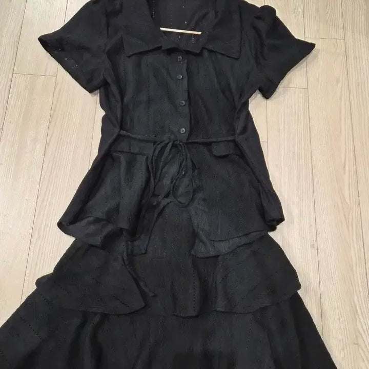 [BUNJANG] Black Frill Skirt and Shirt Set / 셔츠,치마 세트