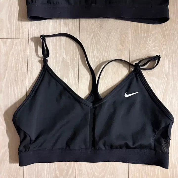 [BUNJANG] Nike Indy Sports Bra (Black) L - Bundle of 2 / [나이키] 스포츠브라 인디(블렉) L 2개일괄