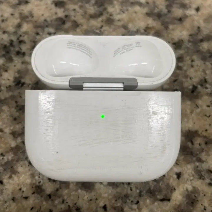 [BUNJANG] Apple AirPods 3rd Generation (Charging Case Only) / 에어팟3세대 본체 상태굿 싸게 급처!!