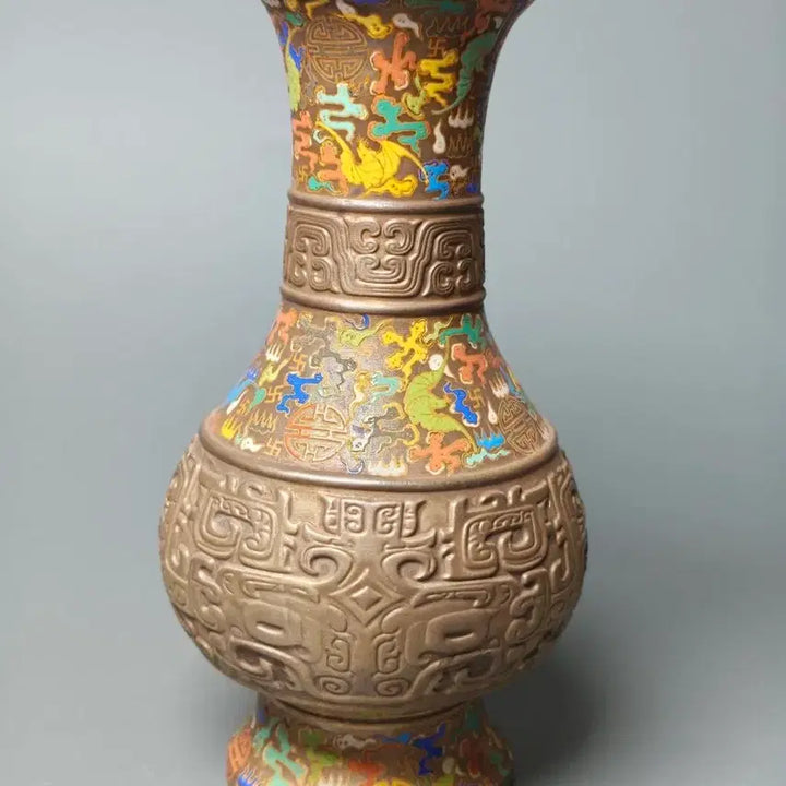 [BUNJANG] Qing Dynasty Qianlong Period Celadon Porcelain Vase with Auspicious Motifs and Thunder Patterns / 대청건륭년제 다채 길상문 뇌문대 관요 호형 화병 중국도자기 골동품 수집품