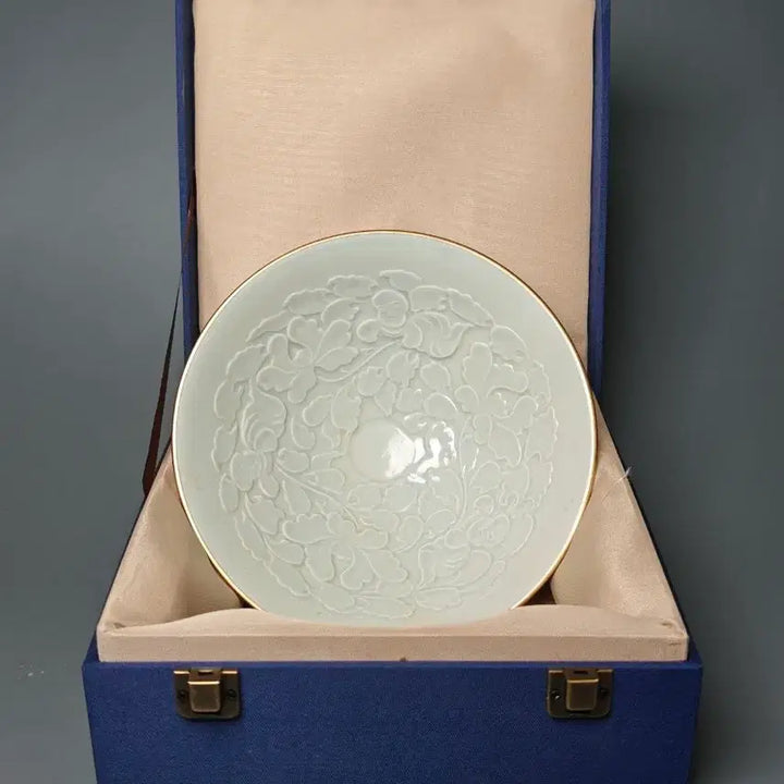 [BUNJANG] Joseon Dynasty Celadon Porcelain Vase with Peony Motif and Gold Rim / 송대 청백자 목단문 금테 발 중국도자기 골동품 미술품 수집품