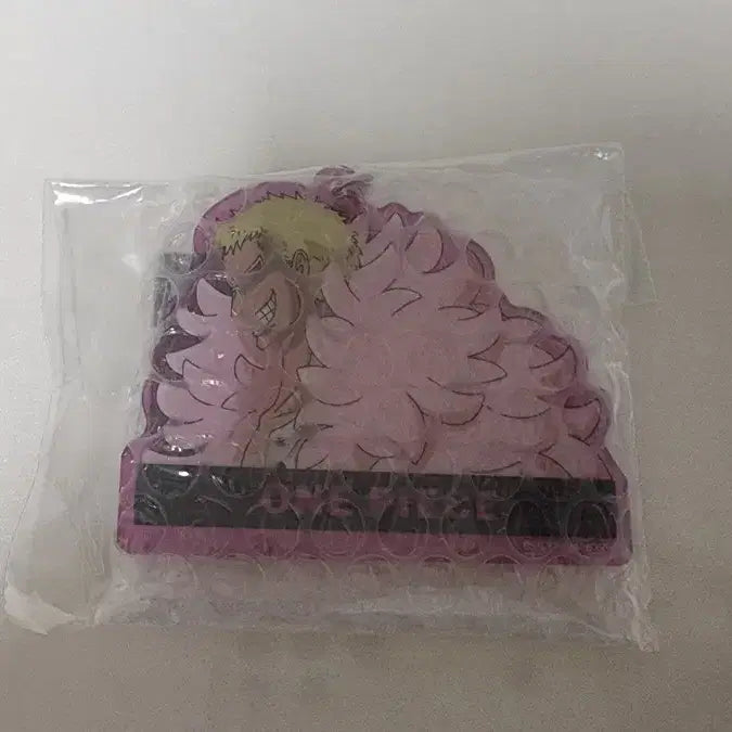 [BUNJANG] Ichiban Kuji One Piece Doflamingo Acrylic Keychain / [제일복권] 원피스 도플라밍고 아크릴 키링