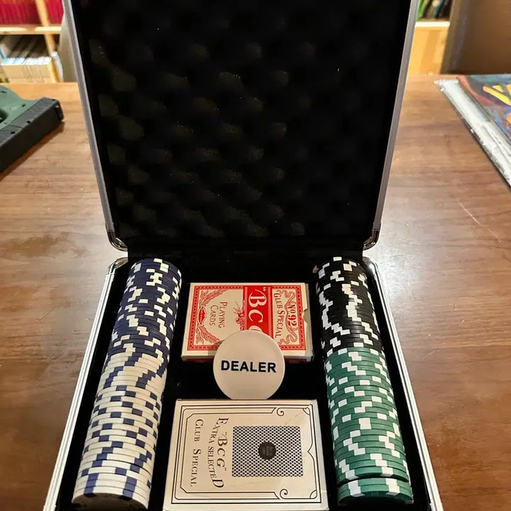 [BUNJANG] BCG Poker Chip Set with Dealer Button and Cards / BCG 포커 칩 세트 딜러 버튼 카드 포함