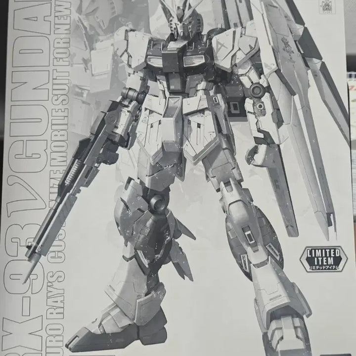 [BUNJANG] MG 1/100 Nu Gundam Mechanical Clear Ver.Ka Limited Edition Model Kit with Green Psycho-Frame / MG 뉴건담 메카니컬 클리어 + 사이코프레임