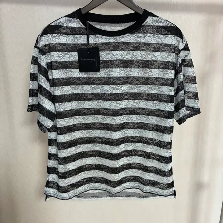[BUNJANG] Sisur Striped Lace T-Shirt / 시수르 스트라이프 티셔츠