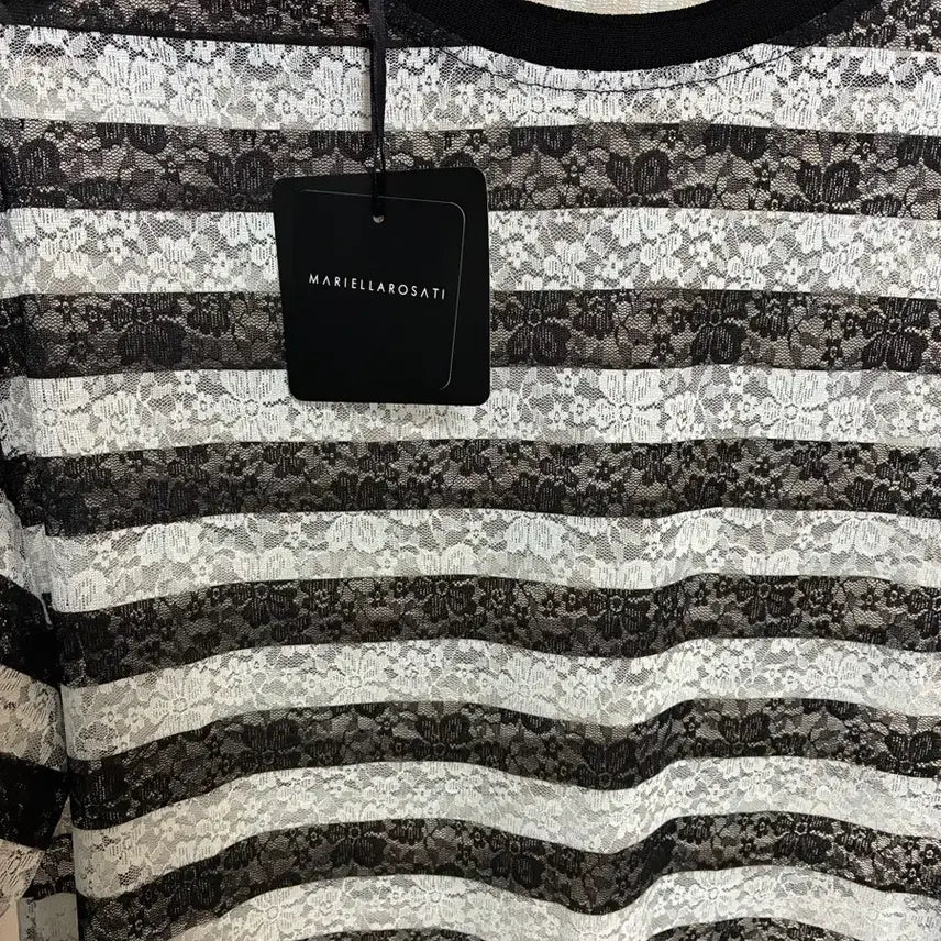[BUNJANG] Sisur Striped Lace T-Shirt / 시수르 스트라이프 티셔츠