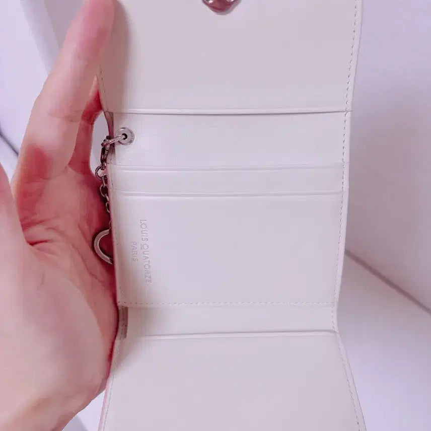 [BUNJANG] Louis Quatorze Lara 3-Fold Wallet / 루이까또즈 라라 3단 반지갑
