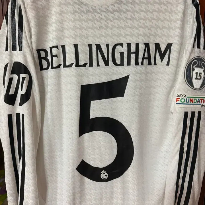[BUNJANG] Real Madrid 24-25 Home Long Sleeve Authentic Bellingham Champions League Jersey (Size M) / 24-25 레알마드리드 홈 긴팔 어센틱 챔스 No.5 밸링엄(택포)