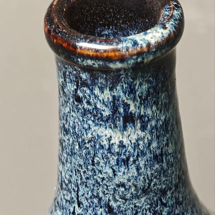 [BUNJANG] Dae Myung Seong Hwa Year Marked Blue-and-White Porcelain Gourd-Shaped Ewer, Chinese Ceramic Antique / 대명성화년제명 청화백자 인물문 표주박모양 호리병 중국도자기 골동품 수집