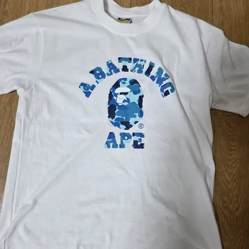 [BUNJANG] Dongmyo Camo Short Sleeve T-Shirt White / 동묘 베이프 카모 반팔티 화이트