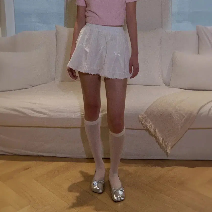 [BUNJANG] Place Studio Lace Ribbon Mini Skirt / [택달린 새상품] 플레이스 스튜디오 레이스 리본 스커트