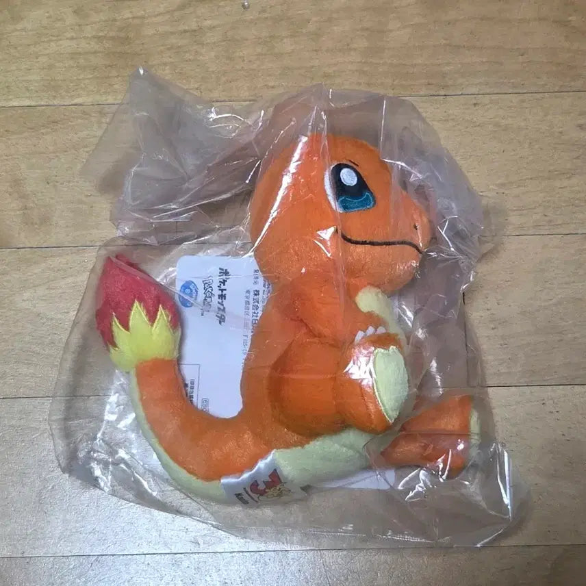 [BUNJANG] Pokemon 30th Anniversary Charmander Figure (Sealed) / 포켓몬스터 30주년 C상 파이리 미개봉