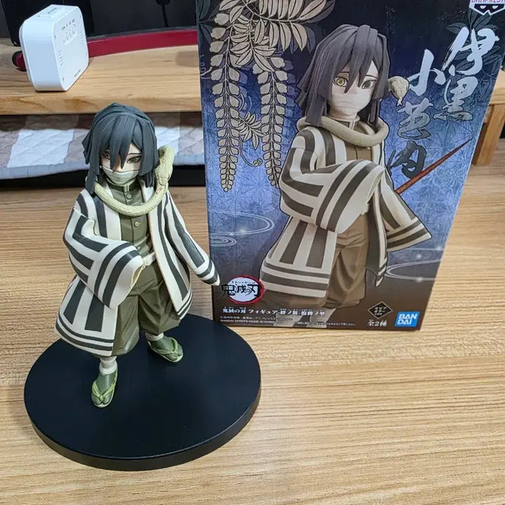 [BUNJANG] Kimonetsu no Yaiba Obanai Iguro Banpresto Sepia Version Figure / 귀멸의 칼날 이구로 오바나이 피규어