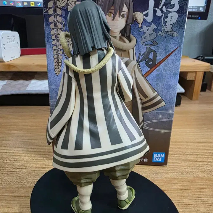 [BUNJANG] Kimonetsu no Yaiba Obanai Iguro Banpresto Sepia Version Figure / 귀멸의 칼날 이구로 오바나이 피규어