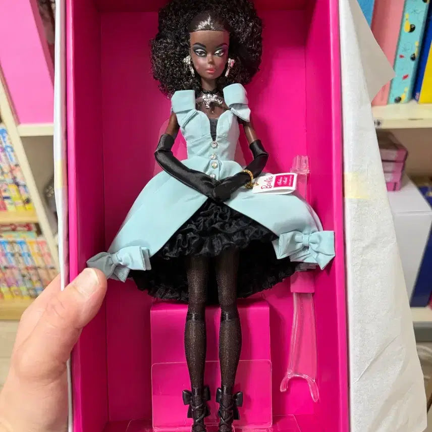[BUNJANG] Perfection Silkstone Barbie Doll / 미개봉페티코트퍼펙션실크스톤바비인형을 팝니다