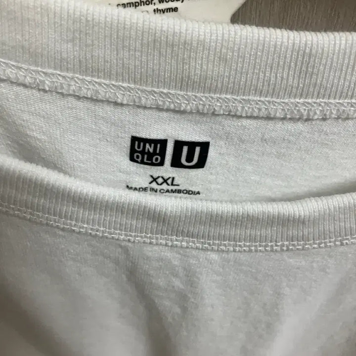 [BUNJANG] Uniqlo Crewneck T-Shirt White XXL / (XXL) 유니클로 크루넥 화이트