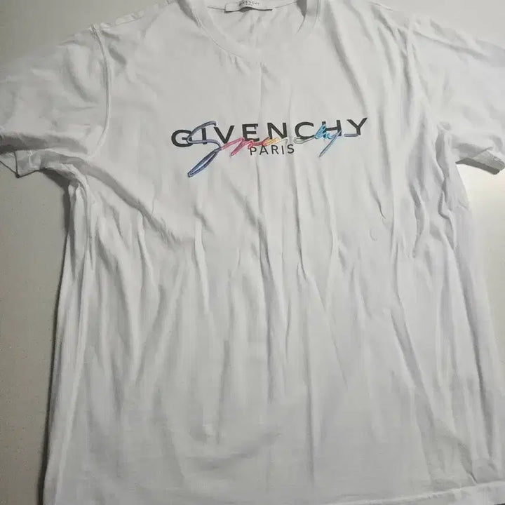 [BUNJANG] Givenchy Logo T-Shirt White / S 지방시 로고 반팔티셔츠 화이트