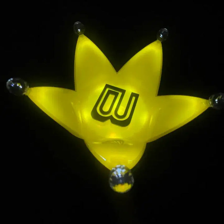[BUNJANG] BIGBANG Official Lightstick Ver. 4 / 빅뱅응원봉ver.4 뱅봉