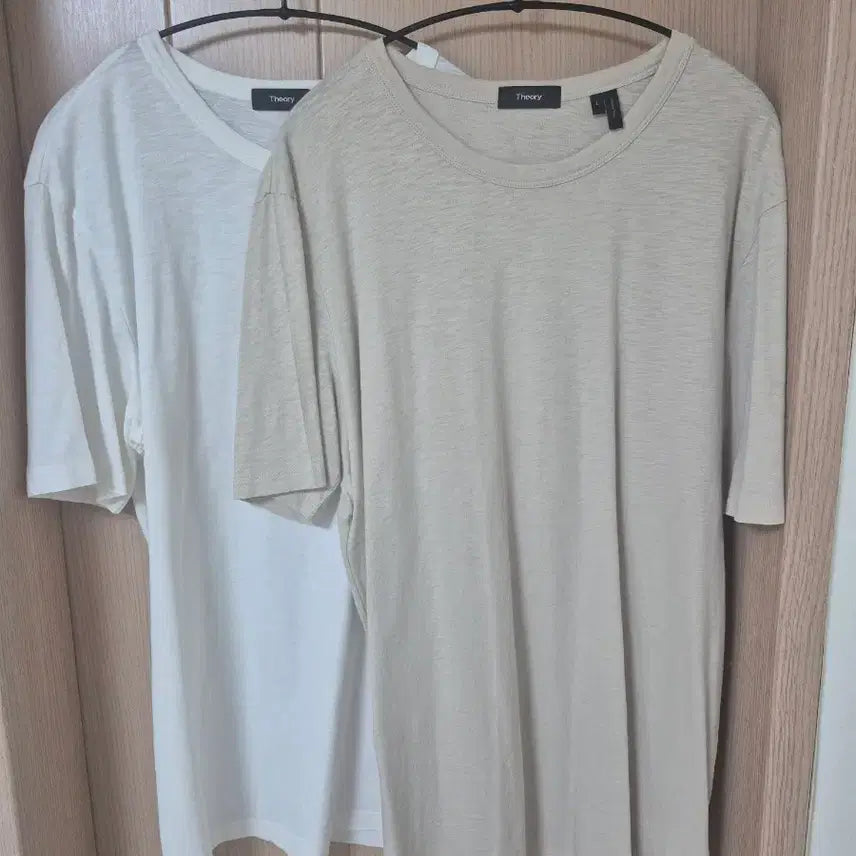 [SOLD OUT] [L]띠어리 코스모스 에센셜 티 (화이트, 샌드) 일괄판매