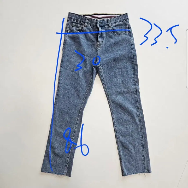 [BUNJANG] Light Wash Denim 9-part Pants with Elastic Waistband / 연청 데님 허리 밴딩 9부 팬츠
