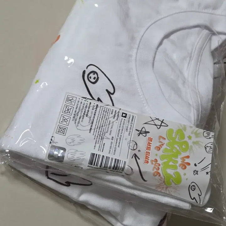 [BUNJANG] Sparkles T-Shirt Sealed w/ 14 Photocards / 스파클즈 티셔츠 미개봉 새상품 포카포함