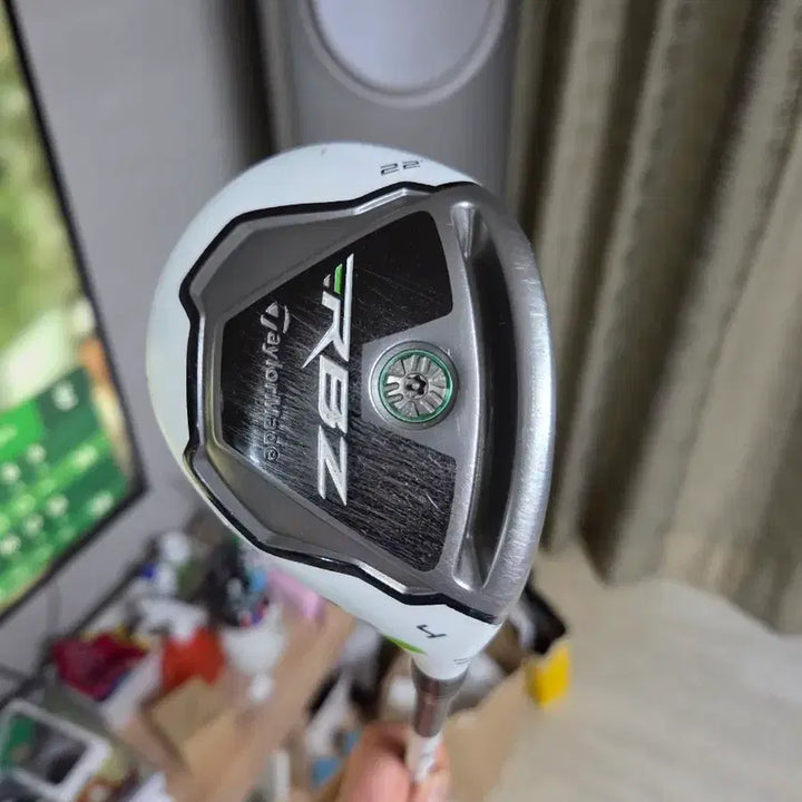 [BUNJANG] TaylorMade RBZ 4 Hybrid Utility (22 Degrees, Stiff R) / 테일러메이드 RBZ 4번 유틸리티 저렴히 판매합니다