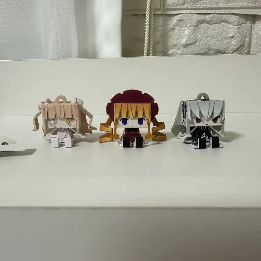 [BUNJANG] Rozen Maiden Graphig Keychain Figure Set (Shinku, Suigintou, Kirakishou) / 로젠메이든 그라피그 열쇠고리 피규어 고전 미소녀 신쿠 스이긴토 키라키쇼