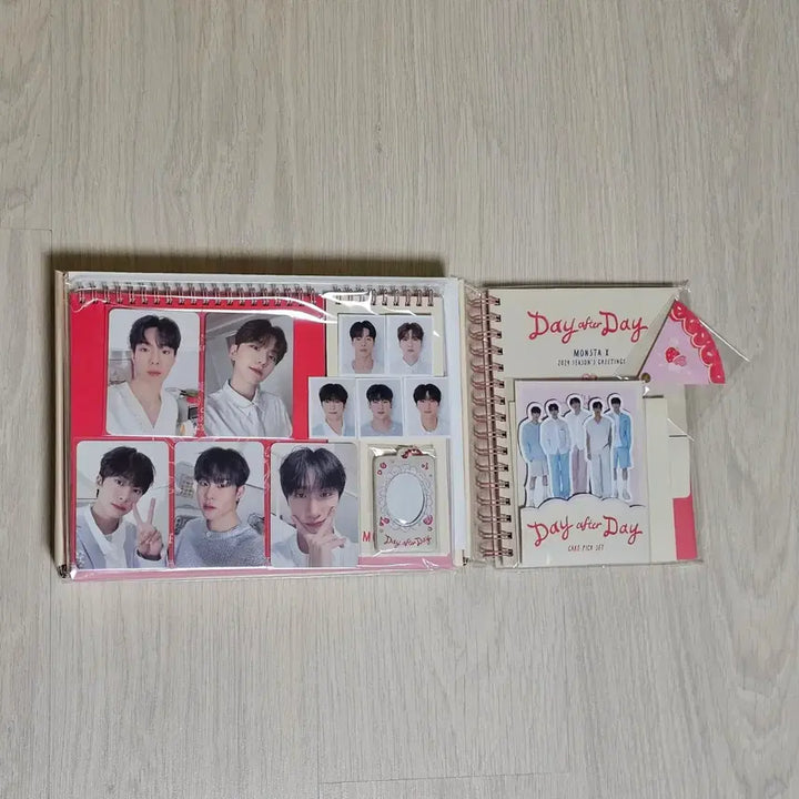 [SOLD OUT] 급처) 몬스타엑스 2024 시즌그리팅 일괄 양도