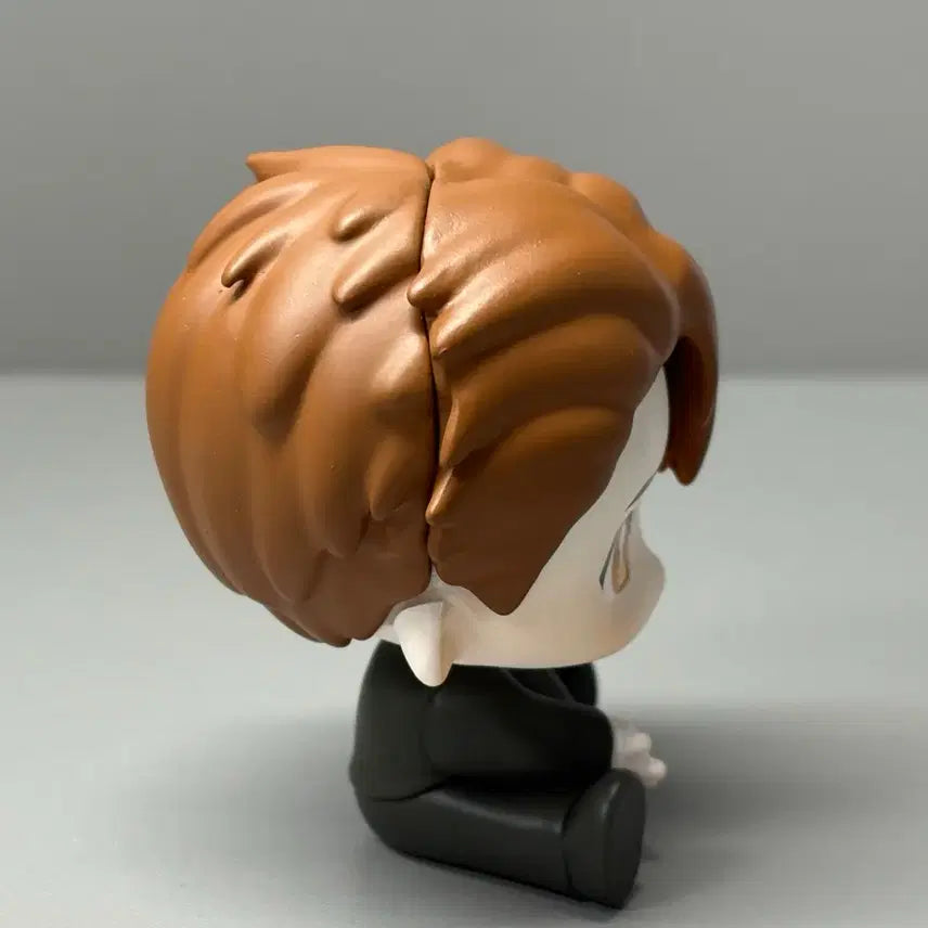 [BUNJANG] Gwegam Chulgeun Park Min-seong Sitting Figure / 괴담출근 괴출 박민성 피규어 팝업 모두앉아 카카페