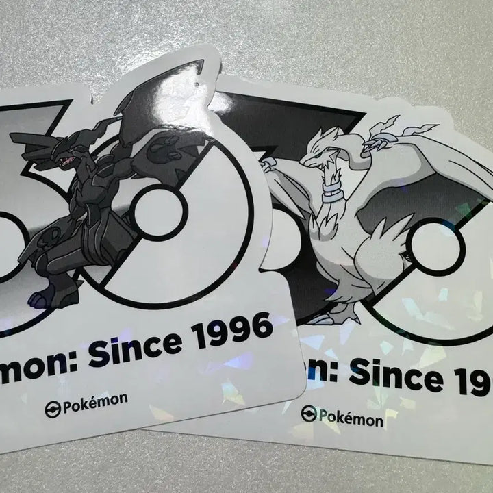 [BUNJANG] Pokemon 30th Anniversary Logo Sticker Set - Zekrom &amp; Reshiram / 포켓몬 30주년 로고스티커 제크로무 레시라무 세트