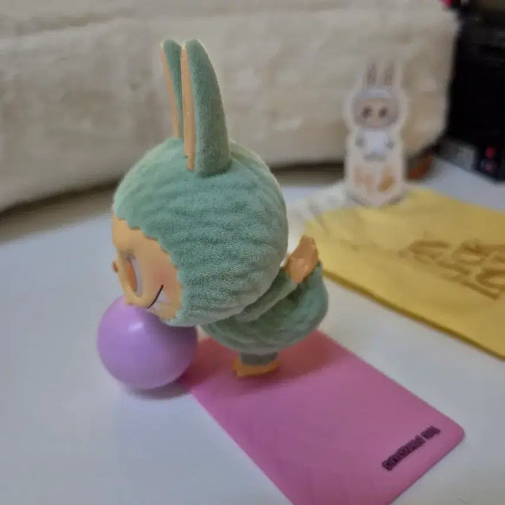 [BUNJANG] POP MART Labubu Lazy Yoga Figure Mint / 팝마트 라부부 레이지 요가 피규어 민트
