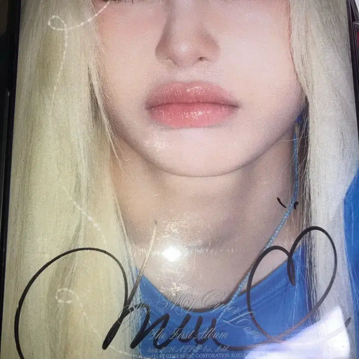 [BUNJANG] LOONA Chuu Signed CD / 이달소 츄 chuu 정규 앨범 친필 싸인 CD