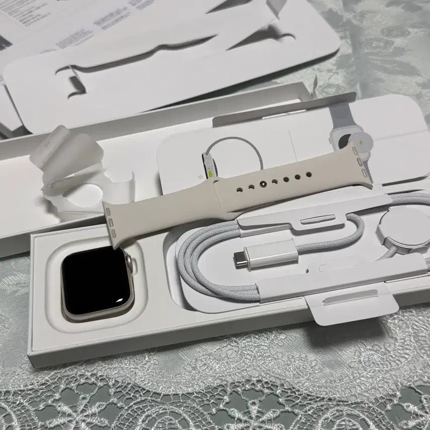 [BUNJANG] Apple Watch SE 3 Aluminum Case 40mm / 애플워치 SE3 알루미늄 케이스