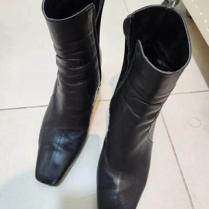 [BUNJANG] GOSSE Genuine Leather Ankle Boots Size 250 / 고세 소가죽 앵클부츠 250