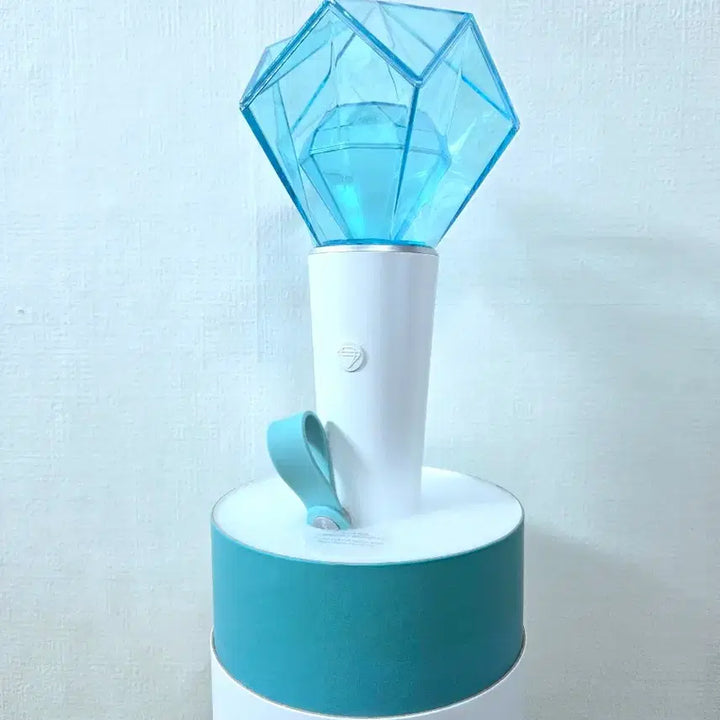[BUNJANG] SHINee Official Light Stick / 샤이니 응원봉 팝니다