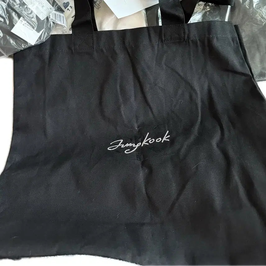 [BUNJANG] Calvin Klein Jungkook Collaboration Eco Bag / 캘빈클라인 정국 콜라보 정품 에코백
