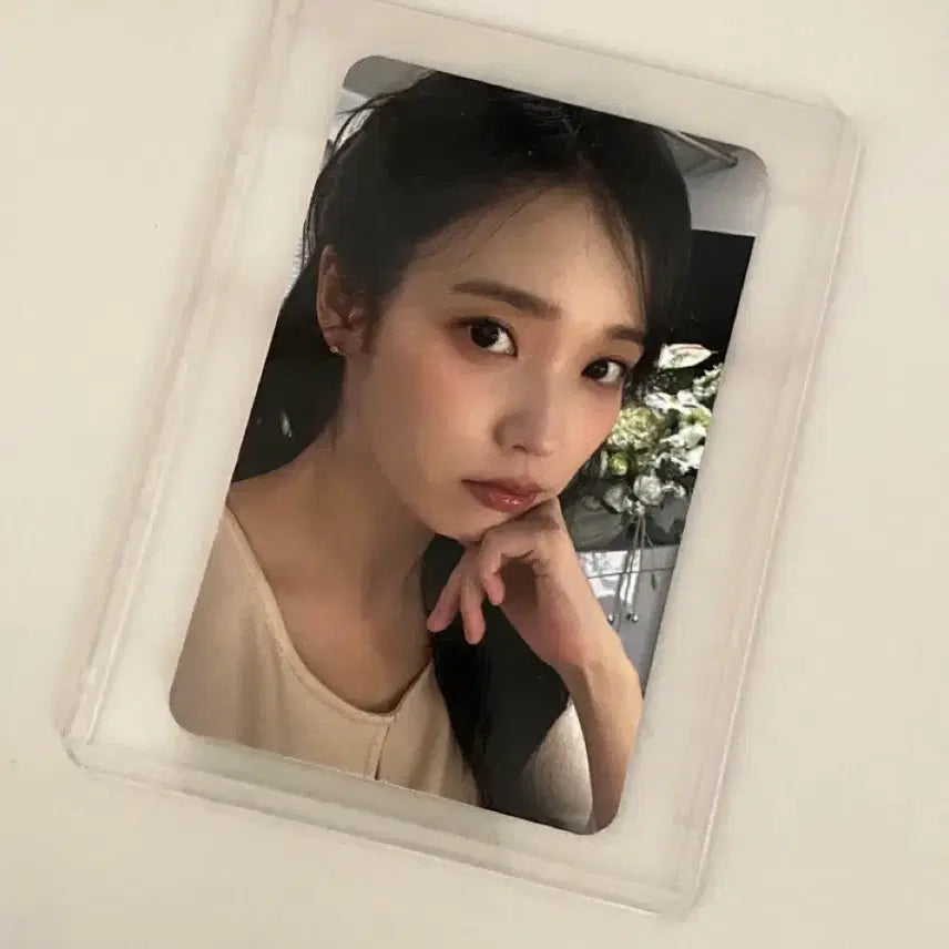 [BUNJANG] IU Official Birthday Cafe Special Photocard / (양도) 아이유 공식 생일카페 특전