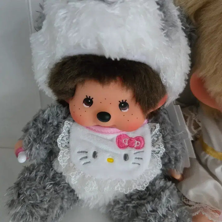 [BUNJANG] Monchhichi Panda Doll with Hello Kitty Bib / 몬치치 팬더