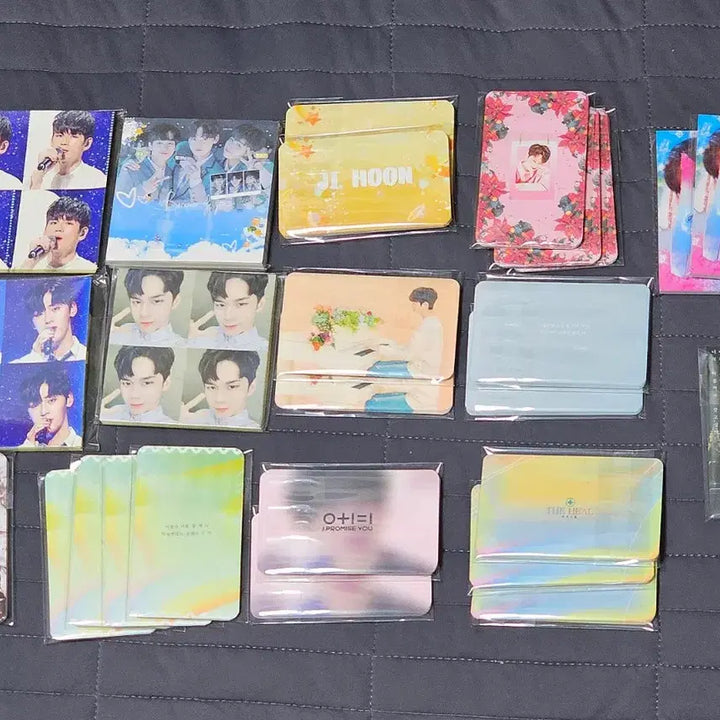 [BUNJANG] Wanna One Unofficial Photocard &amp; Sticker Set Bundle / 워너원 비공굿 포카 스티커 세트 처분 | 박지훈 황민현 옹성우 하성운 등