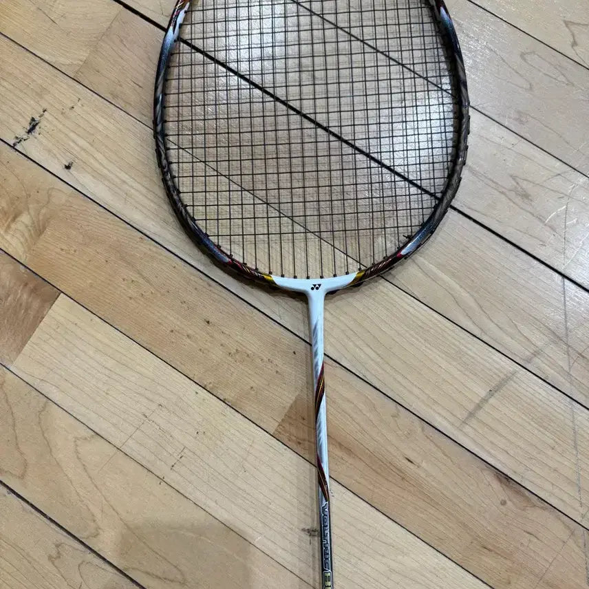 [BUNJANG] Yonex Voltric 80 Badminton Racket (Made in Japan) / 요넥스 볼트릭80