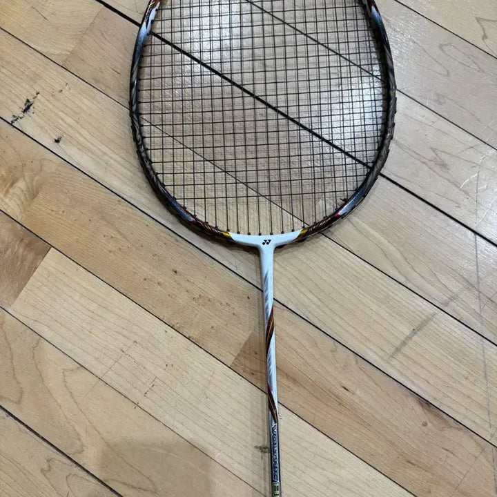 [BUNJANG] Yonex Voltric 80 Badminton Racket (Made in Japan) / 요넥스 볼트릭80