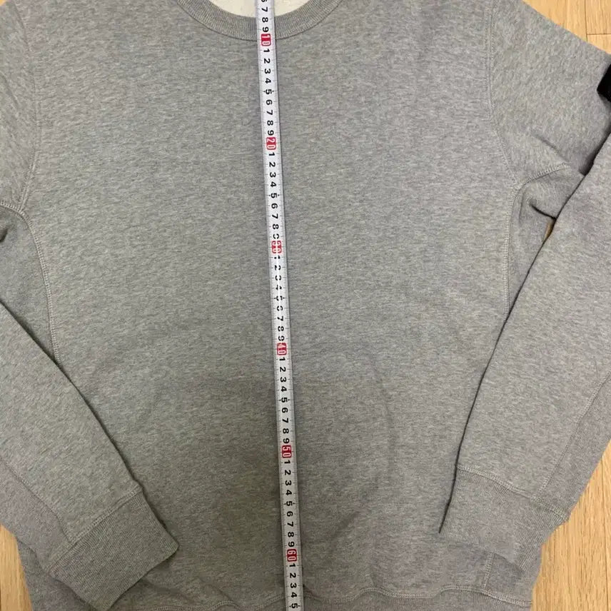 [BUNJANG] Stone Island Grey Sweatshirt / [L] 스톤아일랜드 그레이 스웻셔츠