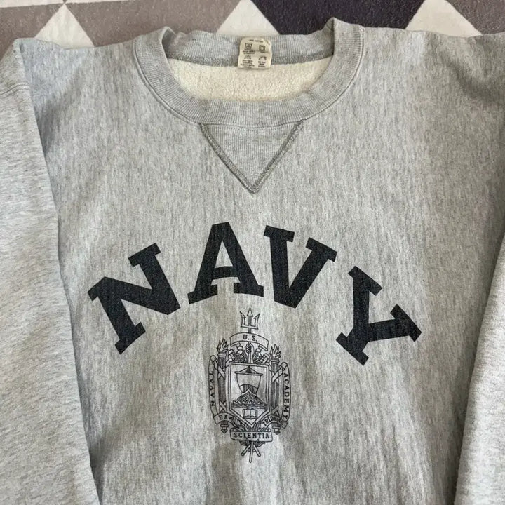 [BUNJANG] Bronson Navy Sweatshirt / [44] 브론슨 NAVY 스웻셔츠 스웨트 맨투맨