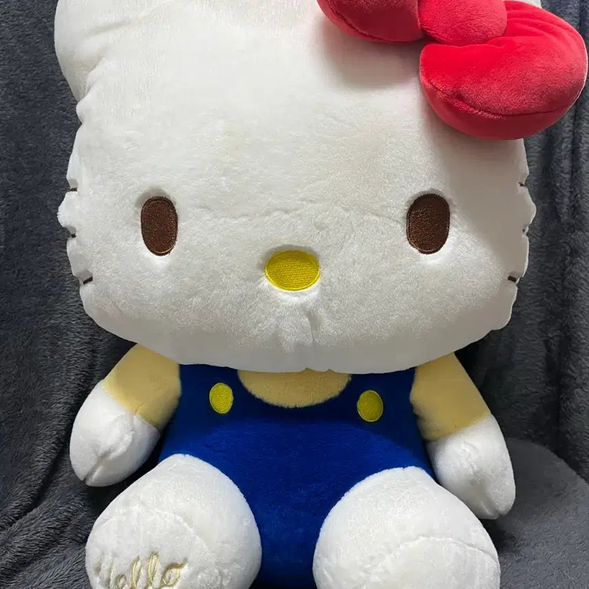 [BUNJANG] Sanrio Hello Kitty Large Plush Doll 45cm / 산리오 헬로키티 대형인형 45cm 키티인형
