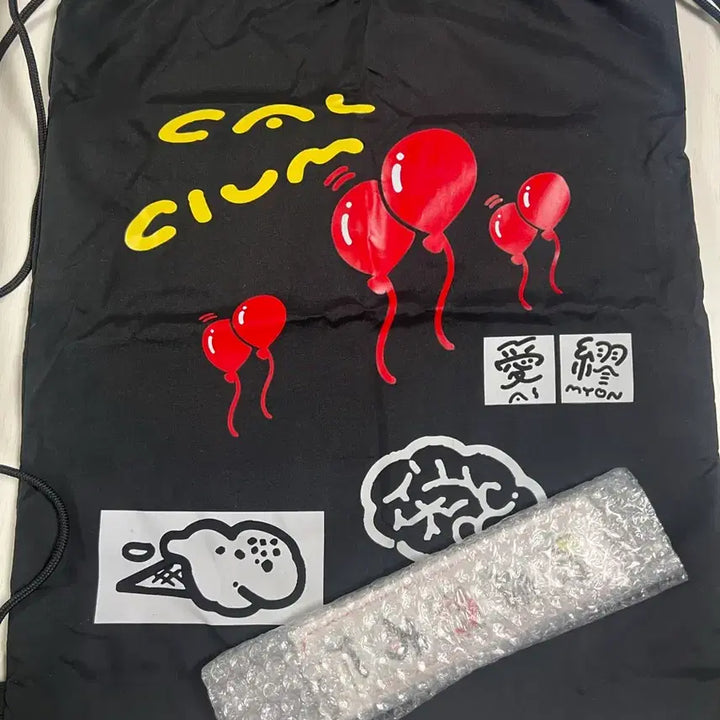 [BUNJANG] Aimyon Goods Bag &amp; Badge Bundle Set / 아이묭 굿즈 가방 + 뱃지 일괄