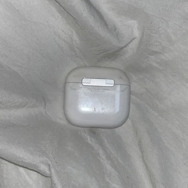 [BUNJANG] Apple AirPods 4th Gen with Active Noise Cancellation / 에어팟 4세대 노캔O