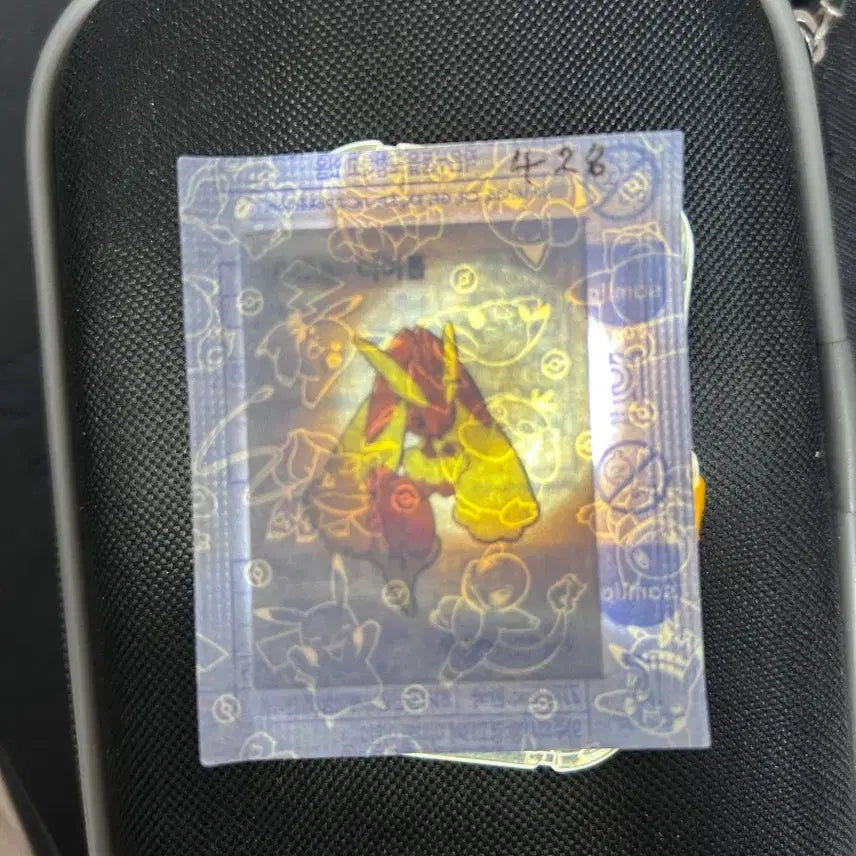 [BUNJANG] 2023 Pokemon New TTIbuseal No. 0428 Sentret Sealed / 2023 포켓몬 뉴 띠부씰 0428번 이어롭 미개봉 판매합니다