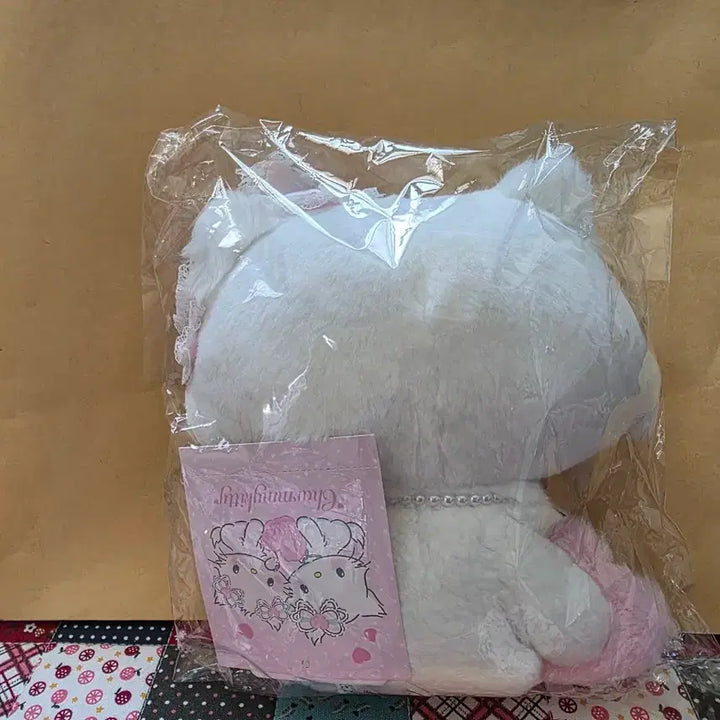[BUNJANG] Sanrio Hello Kitty Heisei Heart Cushion Plush / 챠미키티 헤이세이 하트 방석 인형 산리오 키티